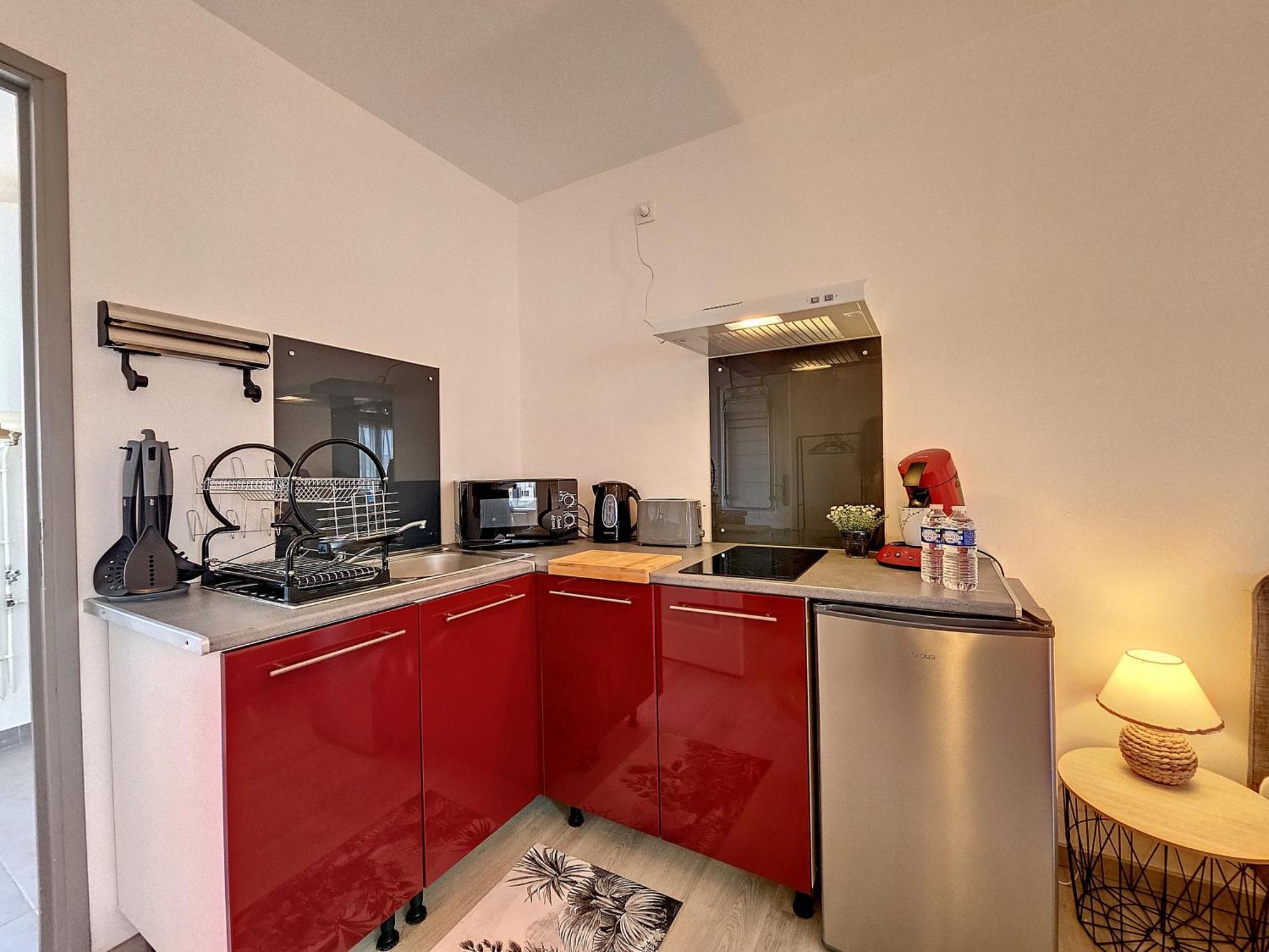 L'Auberge De La Gare, Appartements Tout Confort, Proches Gare Yzeure ภายนอก รูปภาพ